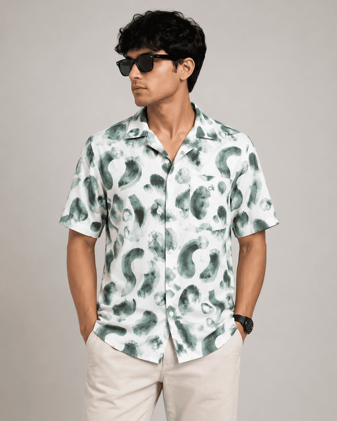 BLUEFIN Men's Sage Mist Abstract Print Casual Shirt